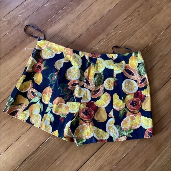 Gianni Bini XL Botanical High Waisted Shorts Pleated - Picture 6 of 8